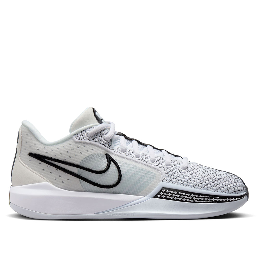 One black one 2024 white basketball shoes