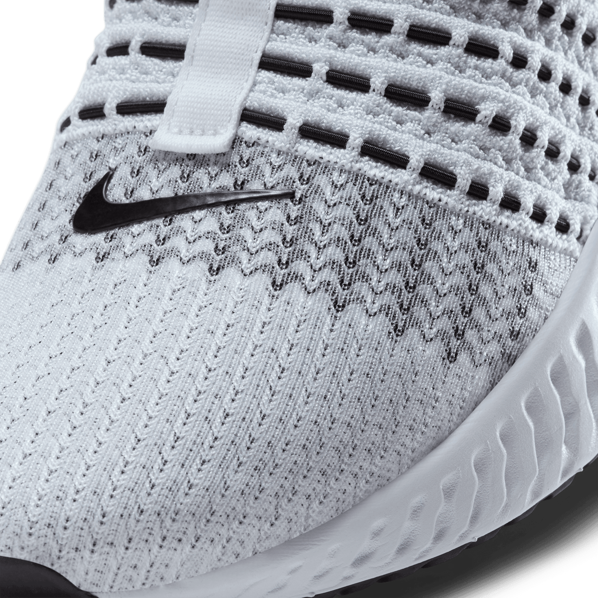 Nike Men's React Phantom Run Flyknit 2 Running Shoes