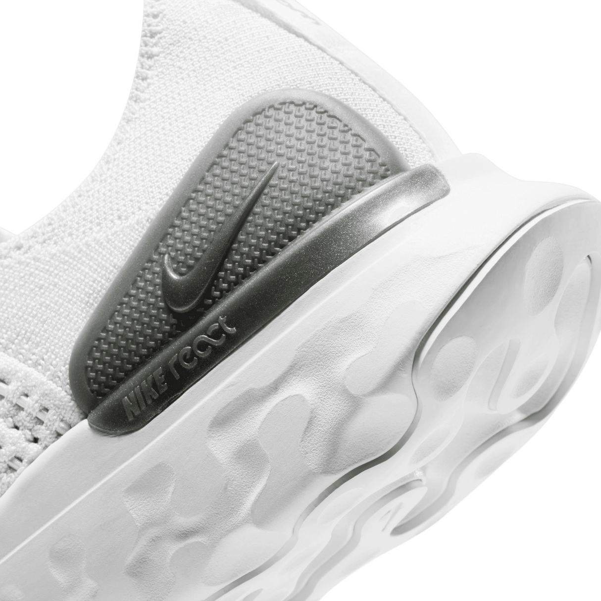 Nike Women's React Phantom Run Flyknit 2 Road Running Shoes