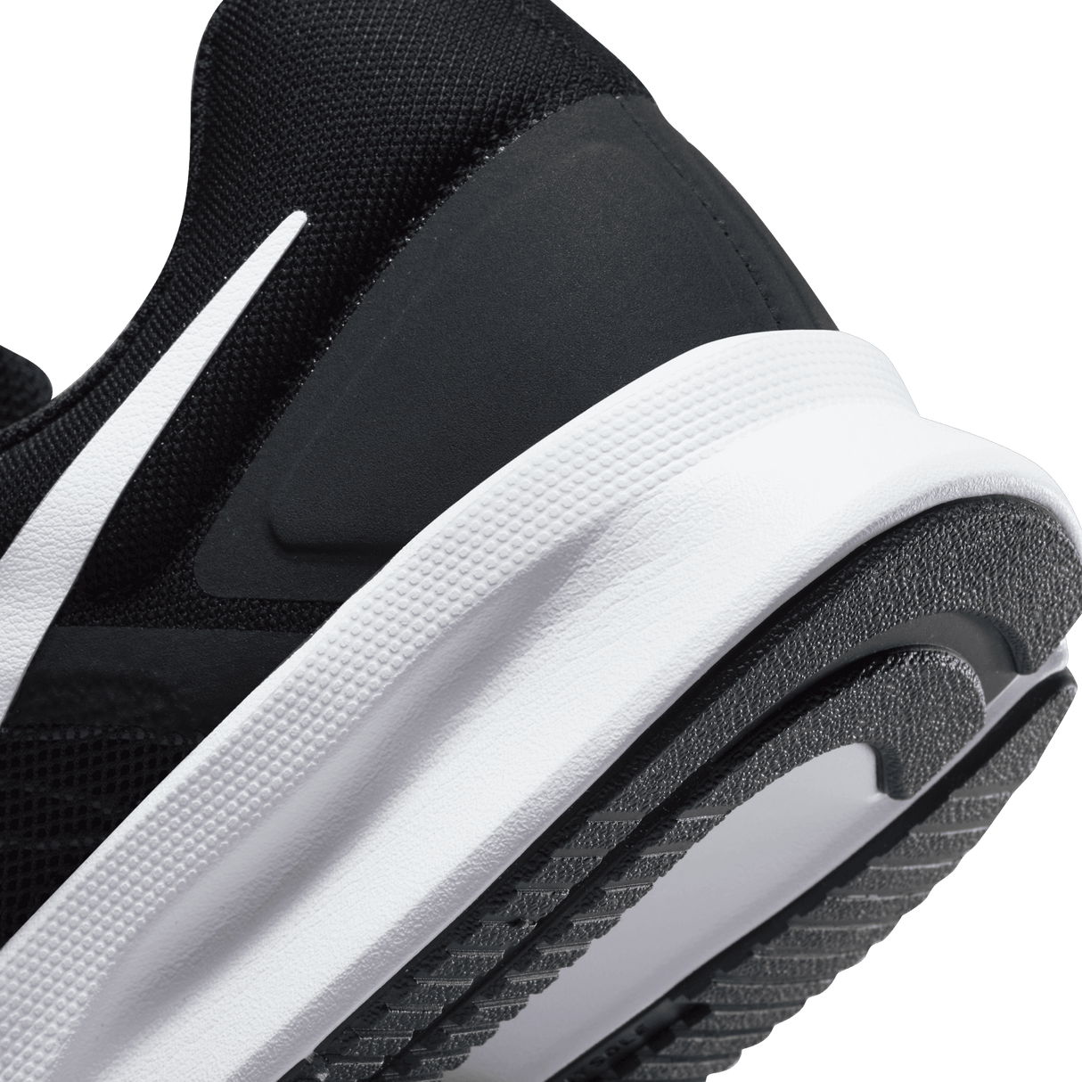 Nike Men's Run Swift 3 Road Running Shoes