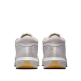 LeBron Witness 8 EP Basketball Shoes