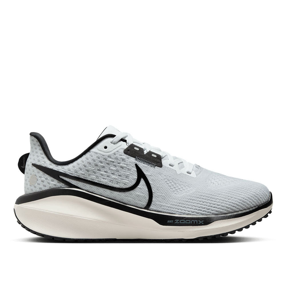 Nike Women's Vomero 17 Road Running Shoes