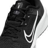 Nike Women's Quest 6 Road Running Shoes