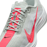 Nike Men's Pegasus Plus Road Running Shoes