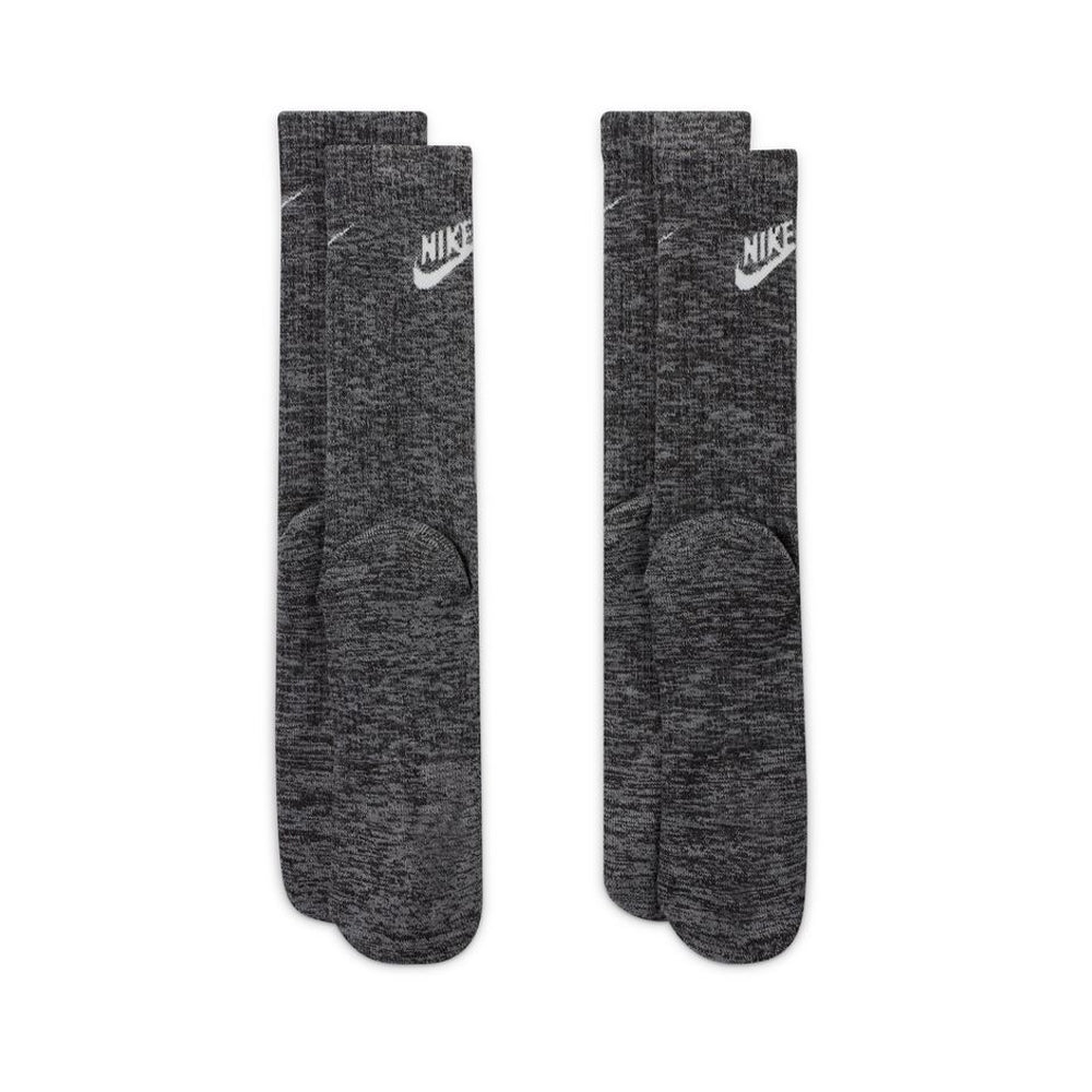 Nike Everyday Plus Cushioned Crew Socks (1 Pair).