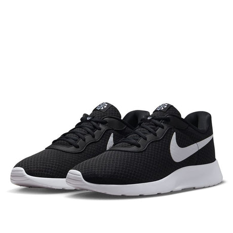 Nike Men's Tanjun FlyEase Easy On/Off Casual Shoes